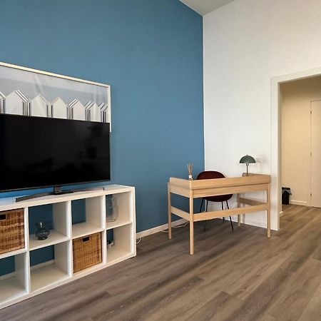 Elegante Bilocale Con Posto Auto Privato Apartment Brescia Exterior photo